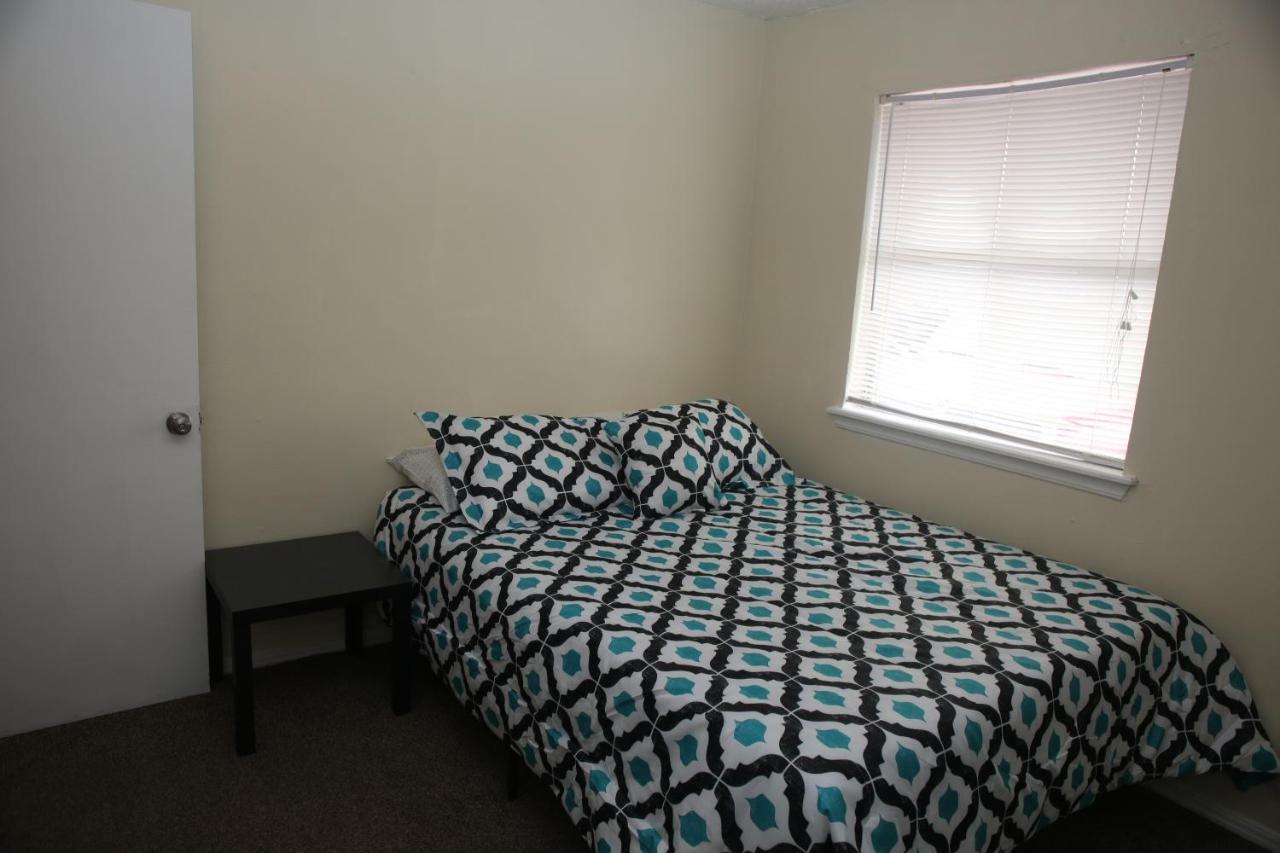 2 Bed/ 1 Bath Next To Ft. Sill Apartment ลอว์ตัน ภายนอก รูปภาพ